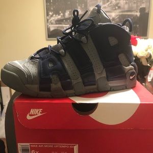 Nike Uptempo (6Y)